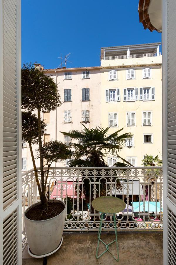 Les Suites R Bonaparte - Appartements De Standing Au Coeur De La Vieille Ville Pietonne Ajaccio  Extérieur photo