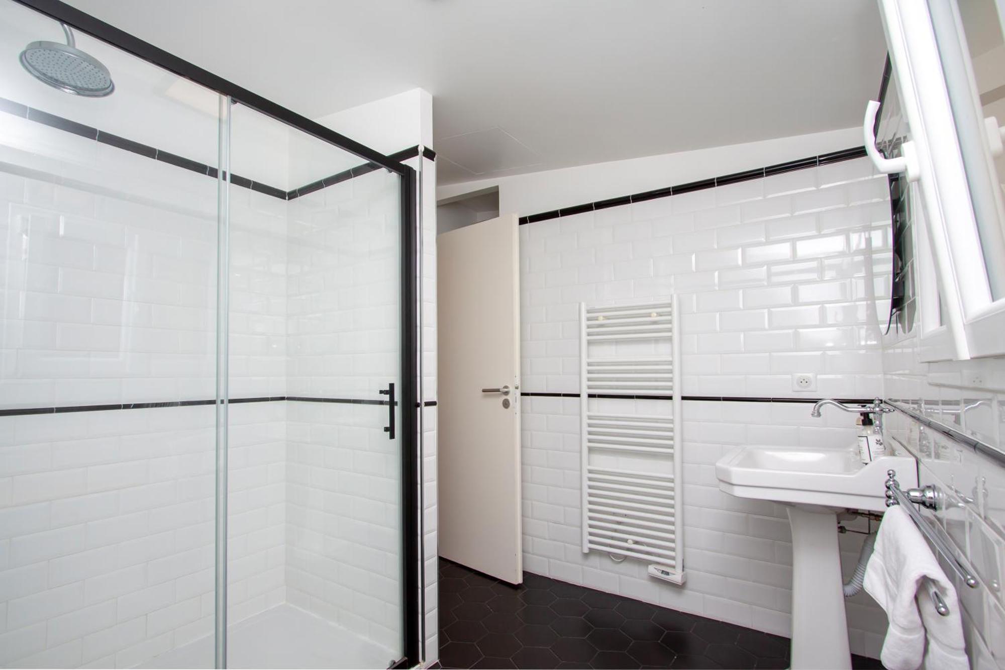 Les Suites R Bonaparte - Appartements De Standing Au Coeur De La Vieille Ville Pietonne Ajaccio  Chambre photo